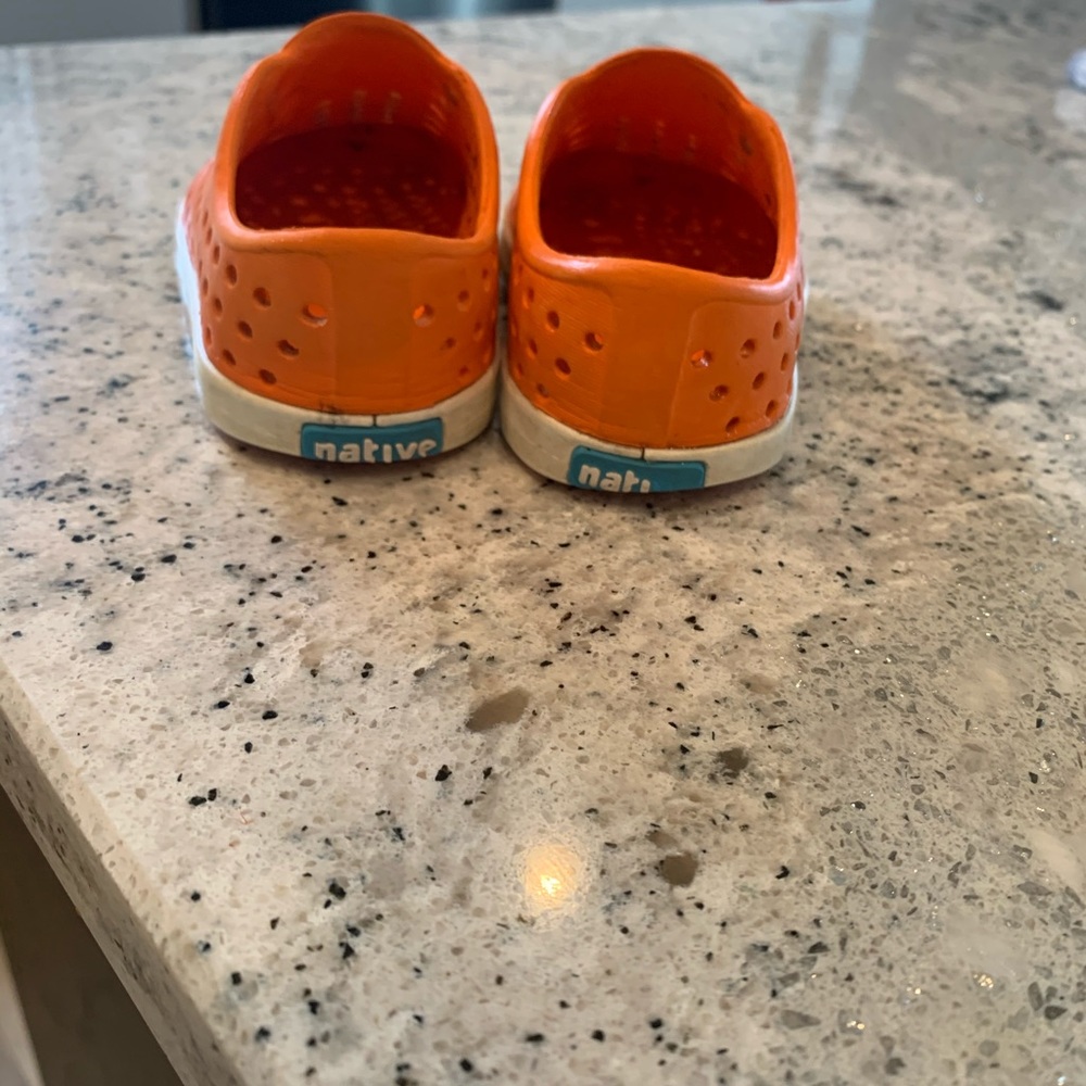 Native. Size toddler 5